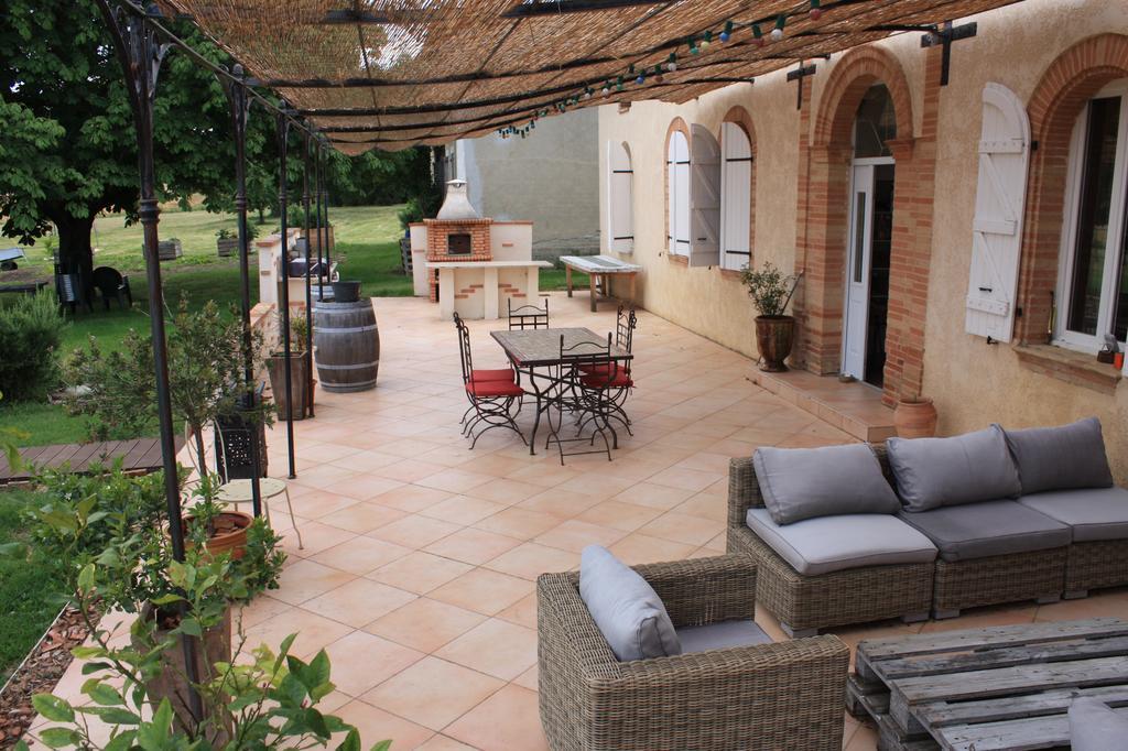 Domaine De Soulery Bed & Breakfast Beaupuy  Exterior photo